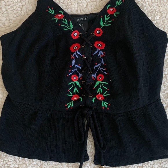 Forever 21 Black Floral Embroidered Crop Top - Picture 2 of 5
